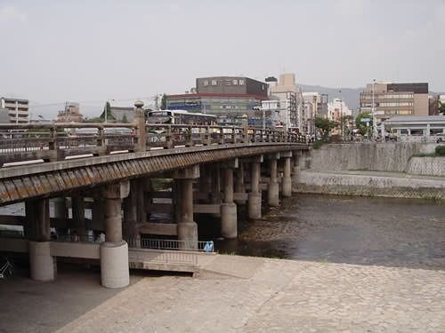 三条河原（近藤勇 斬首の場所）