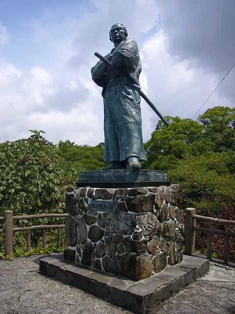 坂本龍馬（風頭公園）