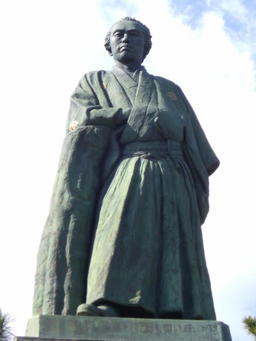 坂本龍馬像